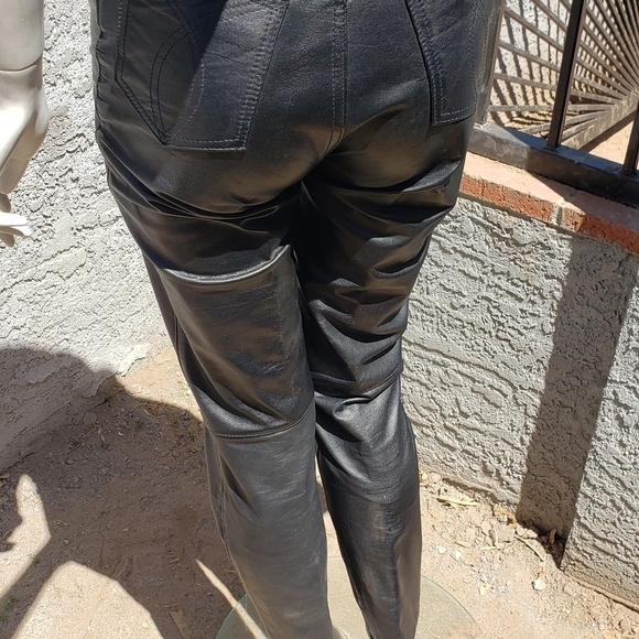 VINTAGE J. PAULO LEATHER HIGH-RISE‎ - Picture 9 of 9